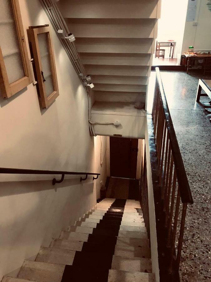 Temple Side Hostel Tainan Dış mekan fotoğraf